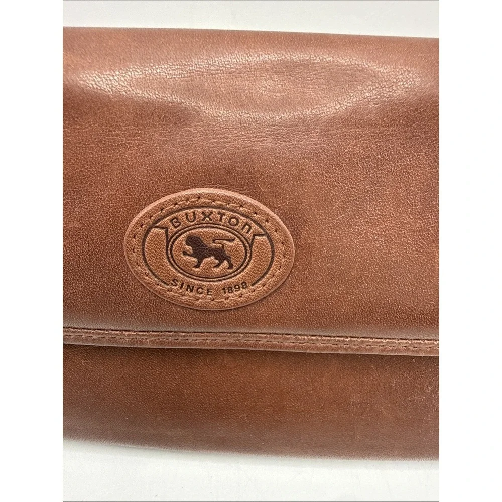 Buxton Vintage Top Grain Cowhide Credit Card Wallet With Embossed Emblem